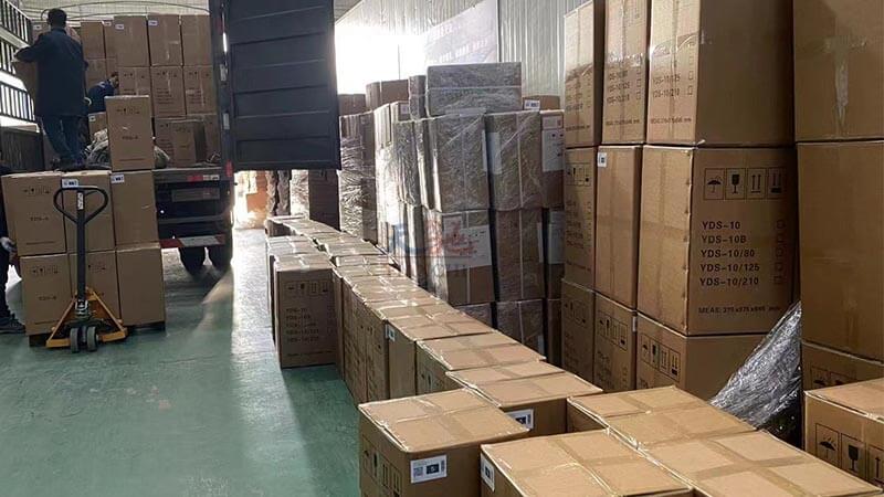 開工發貨兩不誤！新一批天（tiān）馳液氮（dàn）罐發往哈（hā）薩克斯坦