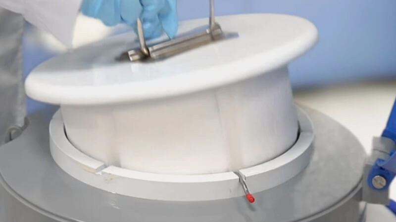 液（yè）氮（dàn）罐裏的（de）樣品怎麽取